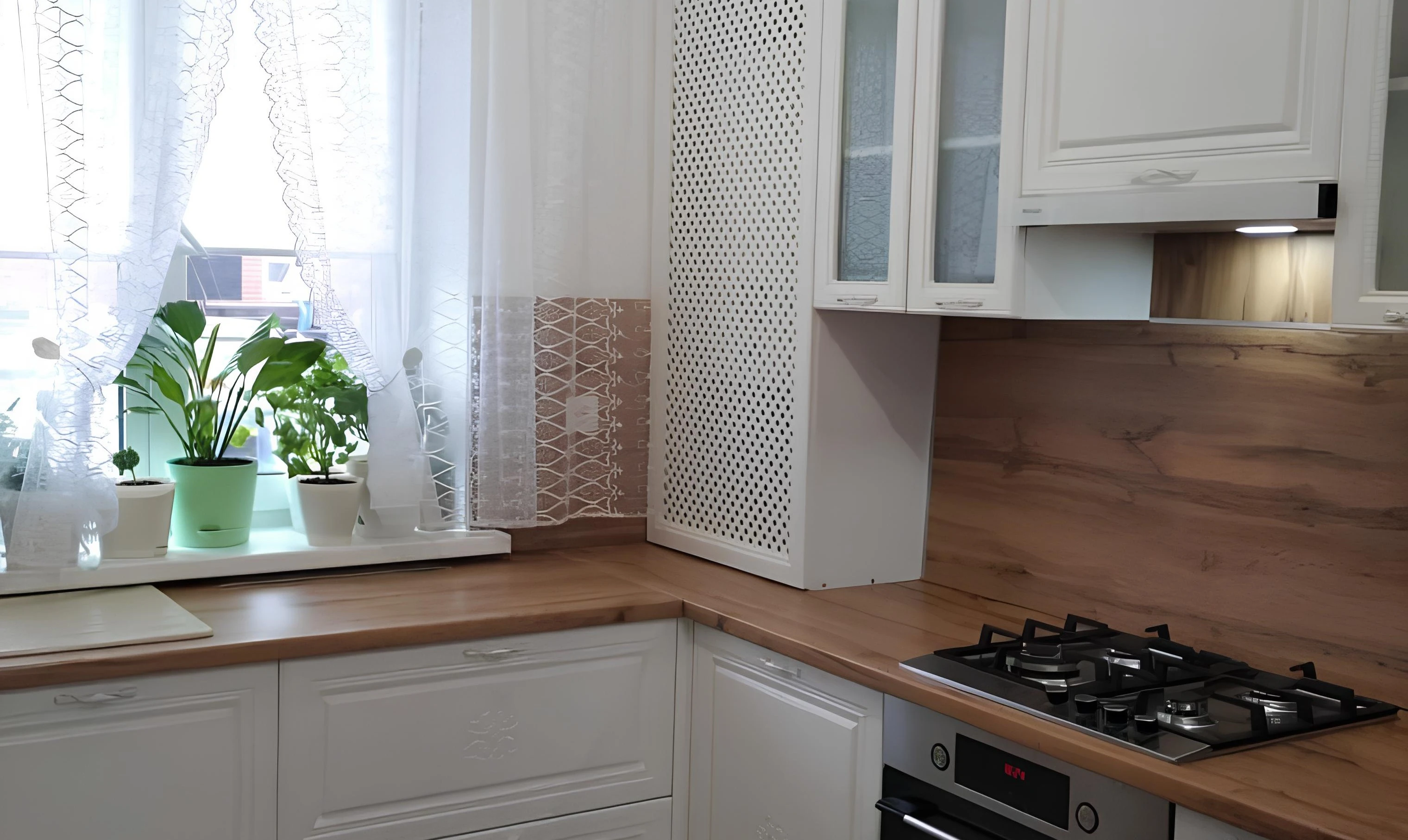 П-образная кухня с островом